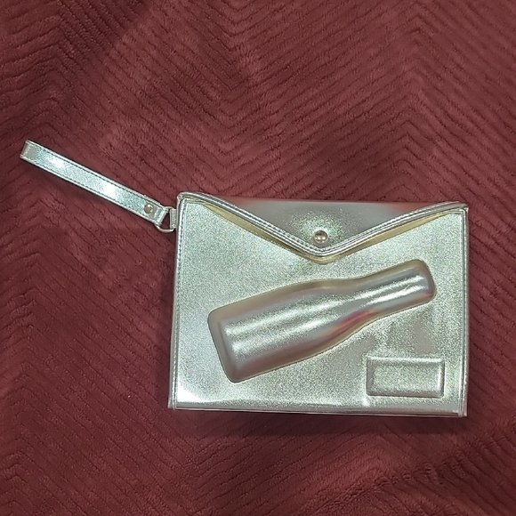 Gold Wristlet Clutch - Picture 1 of 7